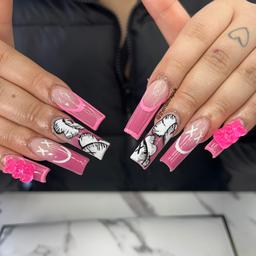 Rochelle (Nail Tech)