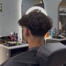 Vas The Barber