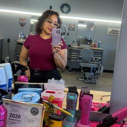 Que Linda Cuts