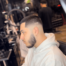 Skin Fade & Beard