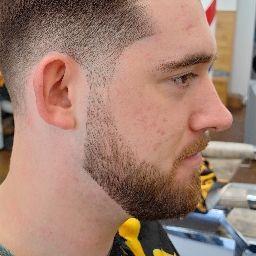 Beard trim & shapeup