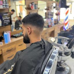 Hair Cut W/ Beard & Hot Towel